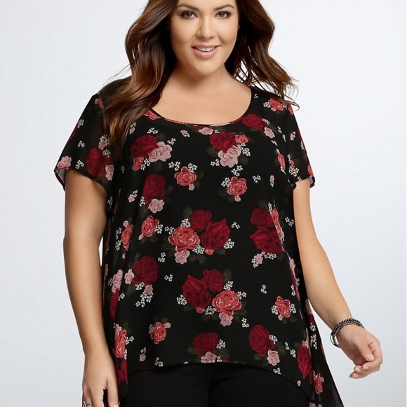 torrid Black Floral Chiffon Sharkbite Swing Tee - Picture 1 of 10